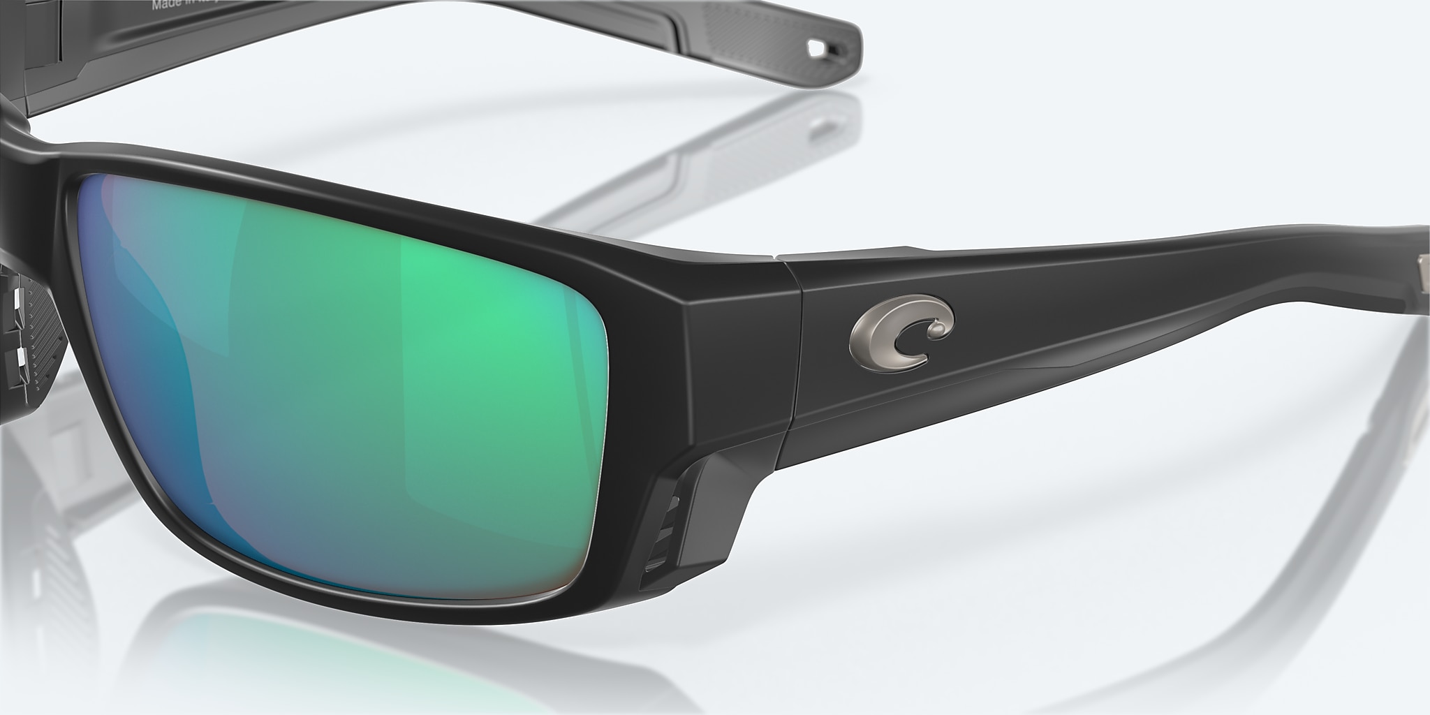 Sunglasses Costa Tuna Alley PRO L (60-16) with Green Mirror lens and Matte Black frame Image 6 of 7 Sunglasses Costa Tuna Alley PRO L (60-16) with Green Mirror lens and Matte Black frame Image 6 of 7