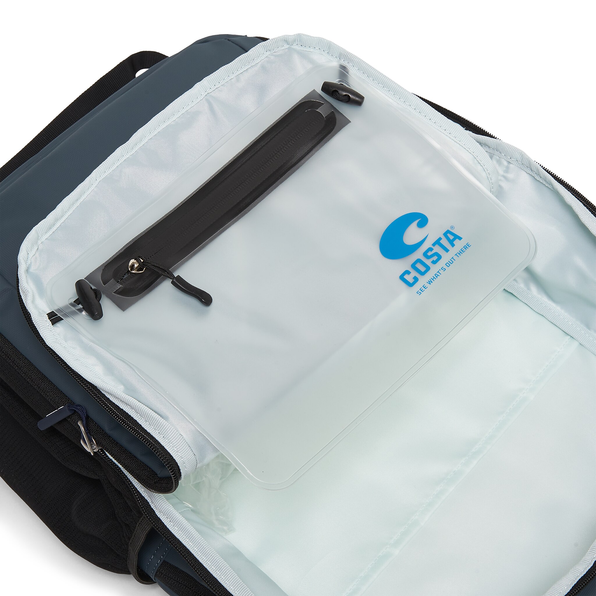 Shark Costa Seeker 25L Backpack | Costa Del Mar®