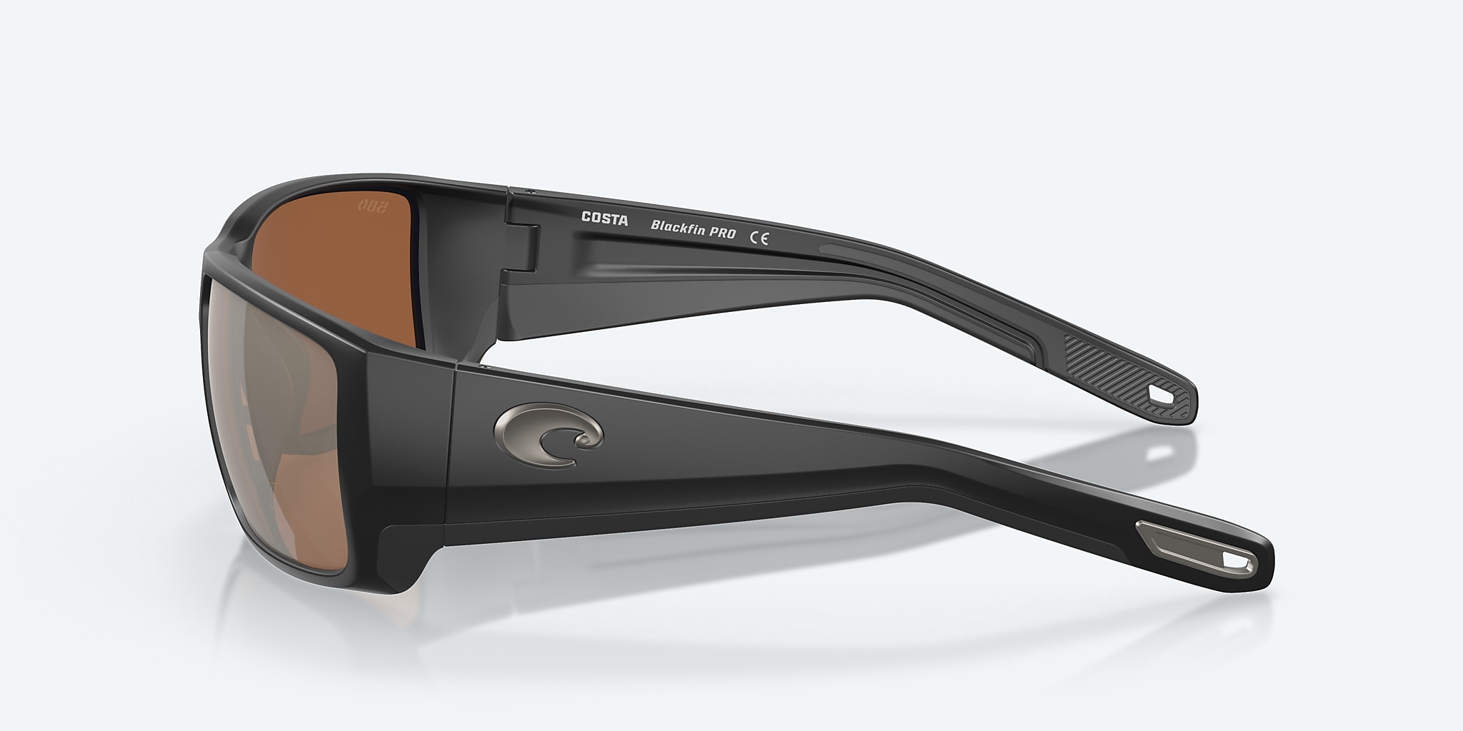 Lentes de Sol Costa Blackfin PRO L (60-16) con Cobre y Plateado Espejado lente y Negro Mate montura Imagen 3 de 7 Lentes de Sol Costa Blackfin PRO L (60-16) con Cobre y Plateado Espejado lente y Negro Mate montura Imagen 3 de 7