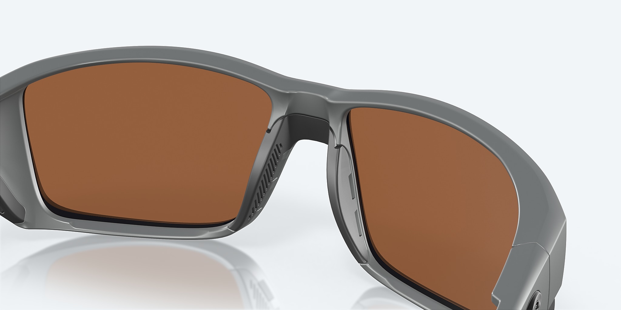 Gafas de sol Costa Tuna Alley PRO L (60-16) con Espejo plateado y cobrizo lente y Gris Mate montura Imagen 7 de 7 Gafas de sol Costa Tuna Alley PRO L (60-16) con Espejo plateado y cobrizo lente y Gris Mate montura Imagen 7 de 7