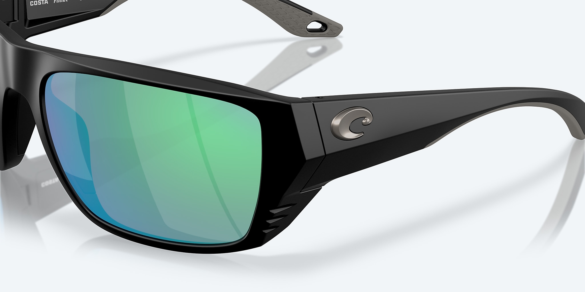 Sunglasses Costa Finlet L (59-19) with Green Mirror lens and Matte Black frame Image 6 of 7 Sunglasses Costa Finlet L (59-19) with Green Mirror lens and Matte Black frame Image 6 of 7
