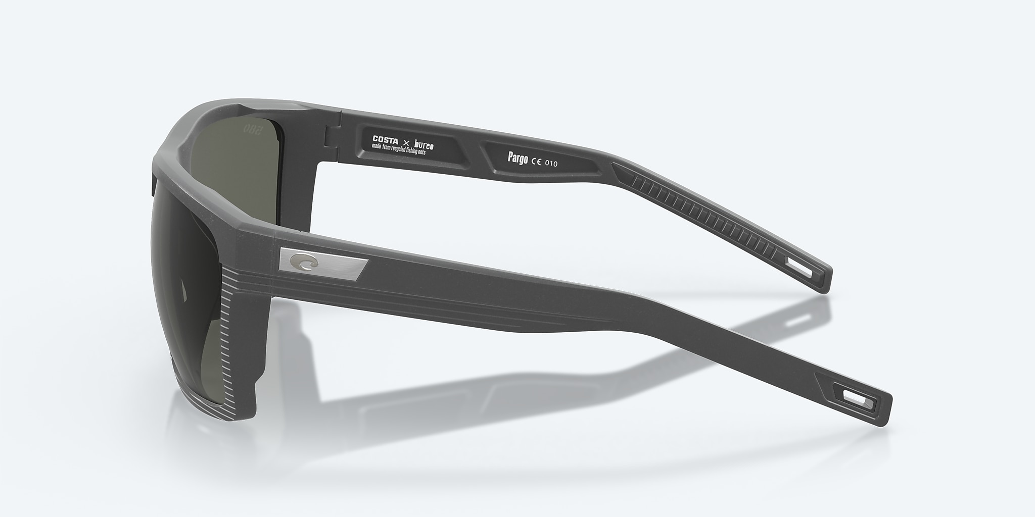 Sunglasses Costa Pargo L (61-17) with Gray lens and Dark Gray frame Image 3 of 7 Sunglasses Costa Pargo L (61-17) with Gray lens and Dark Gray frame Image 3 of 7