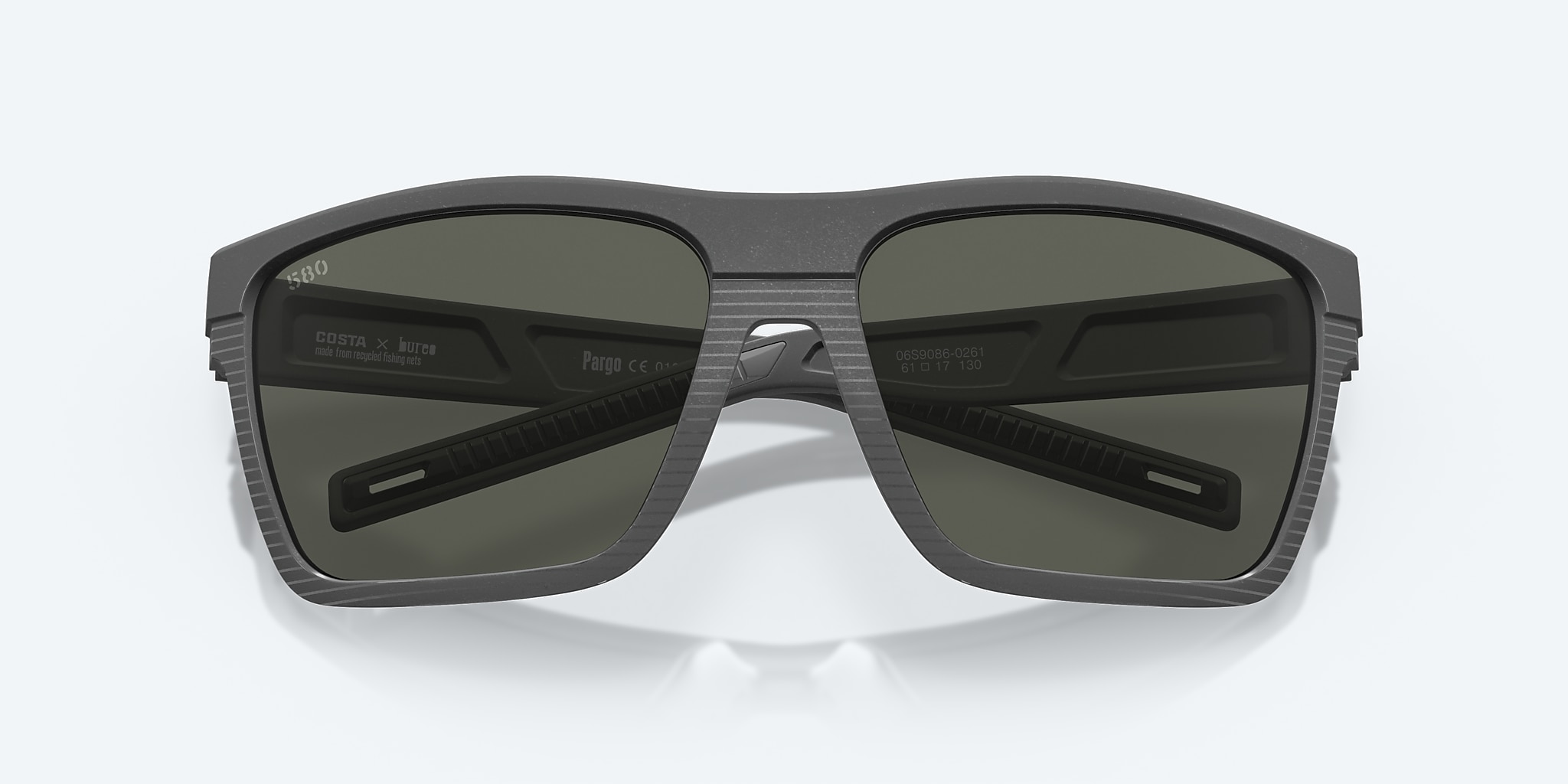 Sunglasses Costa Pargo L (61-17) with Gray lens and Dark Gray frame Image 5 of 7 Sunglasses Costa Pargo L (61-17) with Gray lens and Dark Gray frame Image 5 of 7