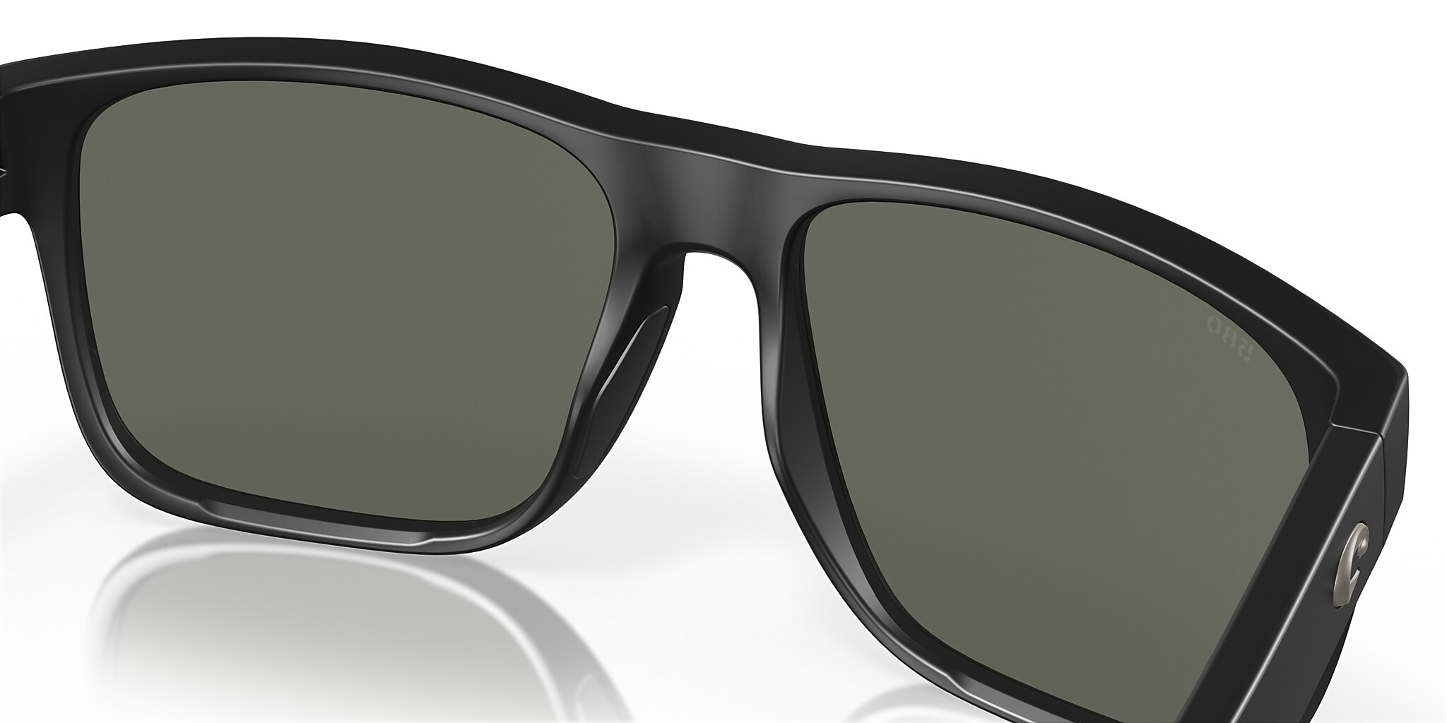 Costa Spearo XL XXL (59-17) with Gray lenses and Matte Black frame