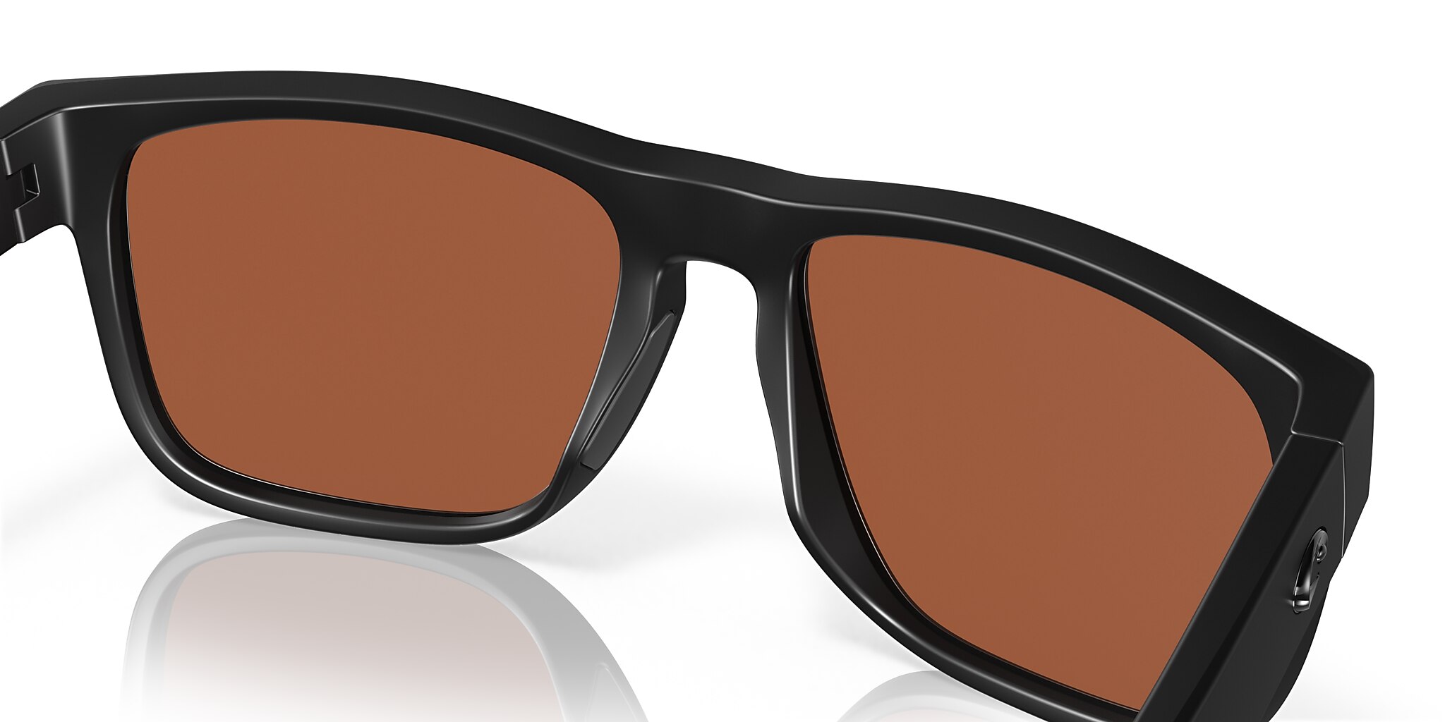 Costa Spearo XXL (56-17) with Green Mirror lenses and Blackout