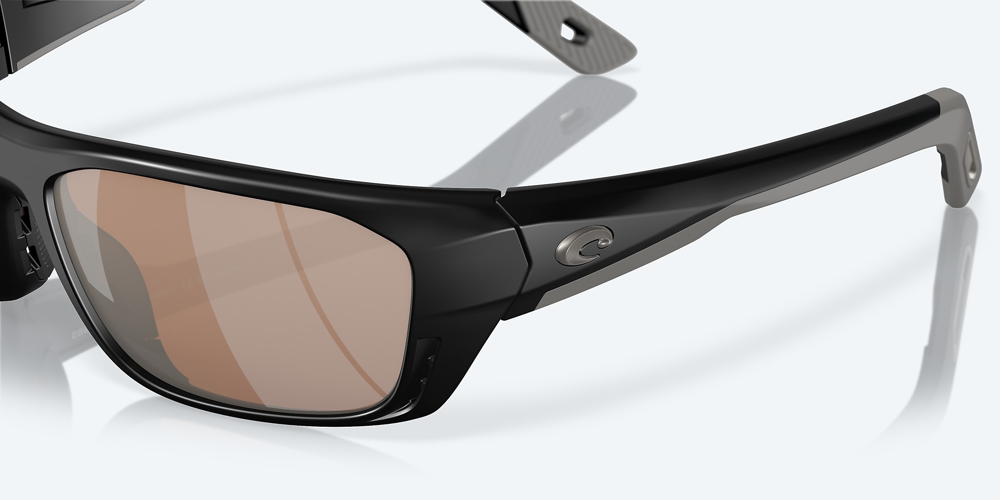 Lentes de Sol Costa Whitetip PRO M (57-18) con Cobre y Plateado Espejado lente y Negro Mate montura Imagen 6 de 7 Lentes de Sol Costa Whitetip PRO M (57-18) con Cobre y Plateado Espejado lente y Negro Mate montura Imagen 6 de 7