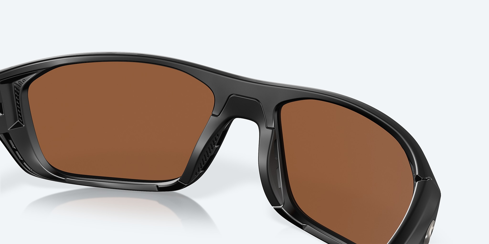Lentes de Sol Costa Whitetip PRO M (57-18) con Cobre y Plateado Espejado lente y Negro Mate montura Imagen 7 de 7 Lentes de Sol Costa Whitetip PRO M (57-18) con Cobre y Plateado Espejado lente y Negro Mate montura Imagen 7 de 7