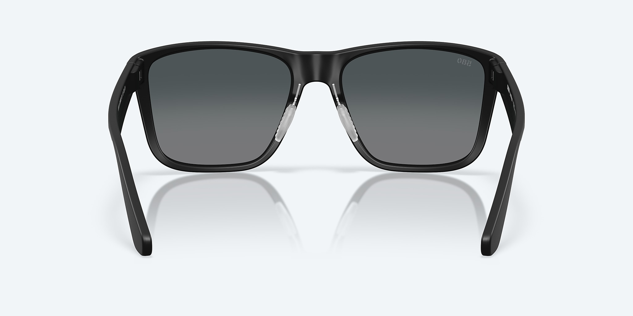 Sunglasses Costa Los Alijos XL (59-18) with Gray Gradient lens and Matte Black frame Image 4 of 8 Sunglasses Costa Los Alijos XL (59-18) with Gray Gradient lens and Matte Black frame Image 4 of 8