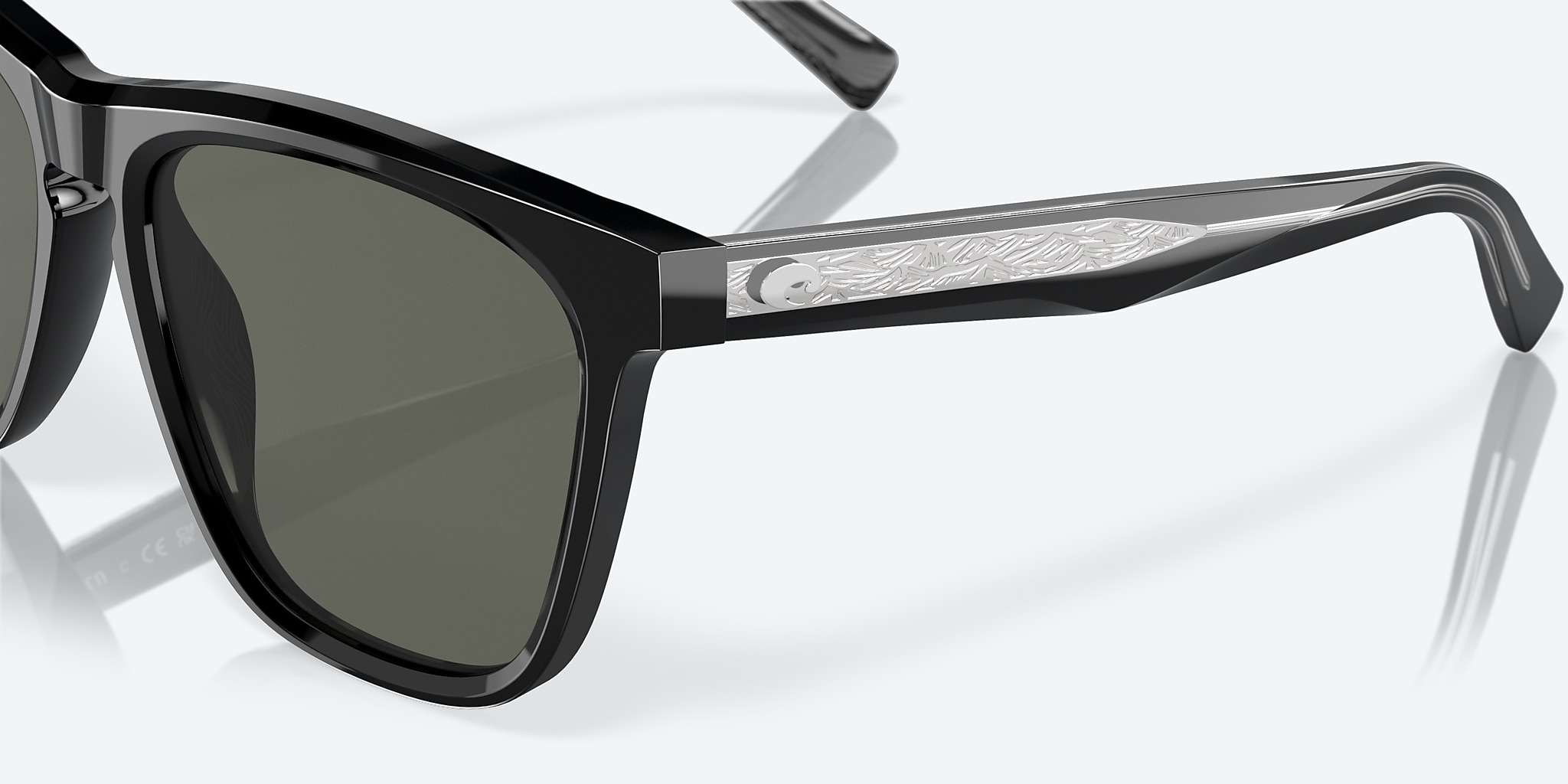 Sunglasses Costa Ulu L (56-17) with Gray lens and Black frame Image 6 of 7 Sunglasses Costa Ulu L (56-17) with Gray lens and Black frame Image 6 of 7