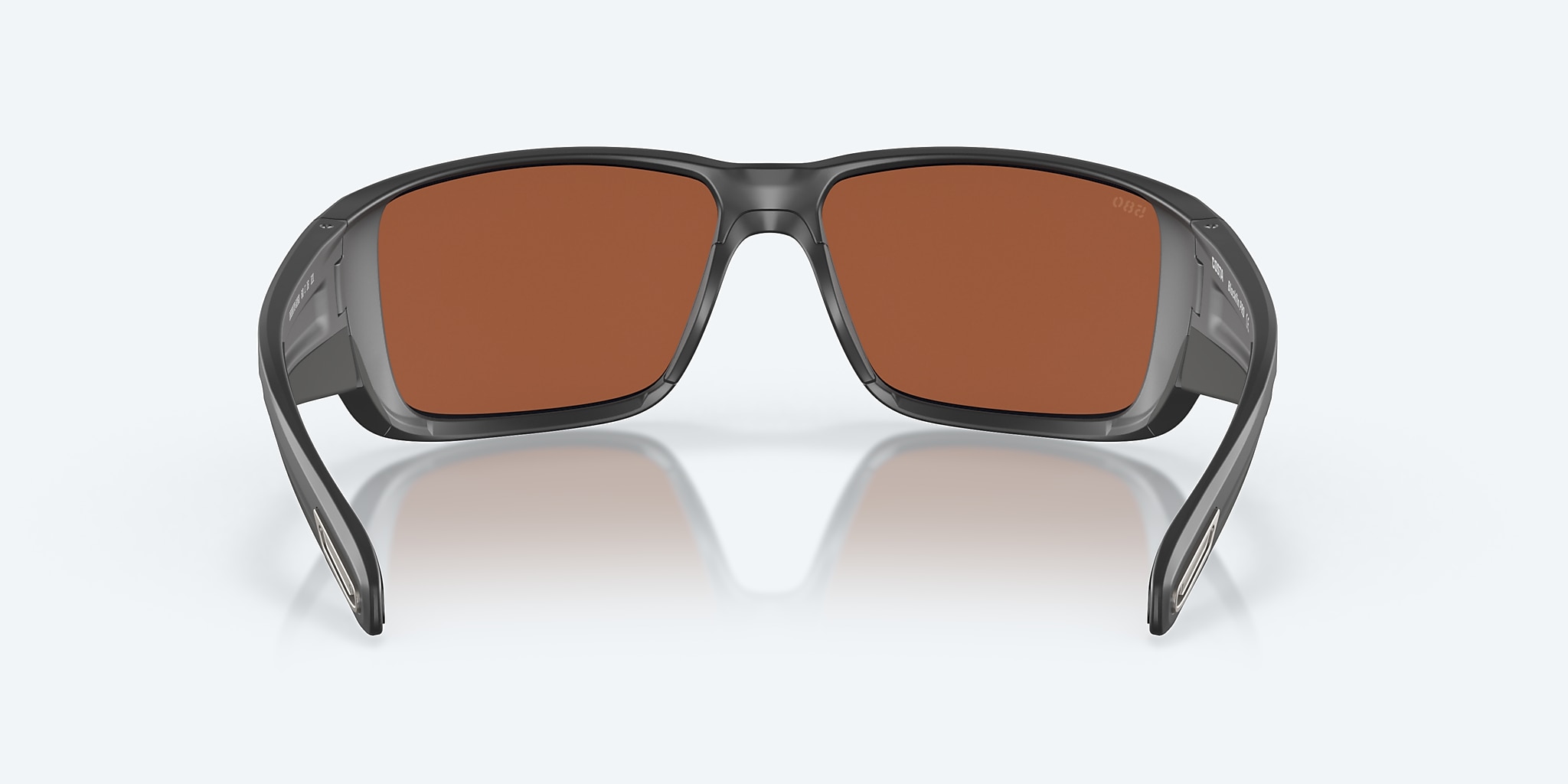 Lentes de Sol Costa Blackfin PRO L (60-16) con Verde Espejado lente y Negro Mate montura Imagen 4 de 7 Lentes de Sol Costa Blackfin PRO L (60-16) con Verde Espejado lente y Negro Mate montura Imagen 4 de 7