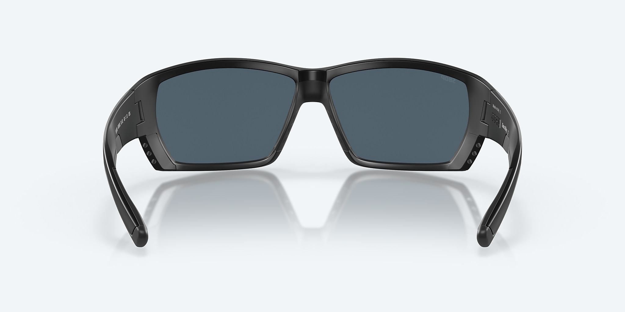 Sunglasses Costa Tuna Alley XL (62-11) with Gray lens and Blackout frame Image 4 of 7 Sunglasses Costa Tuna Alley XL (62-11) with Gray lens and Blackout frame Image 4 of 7