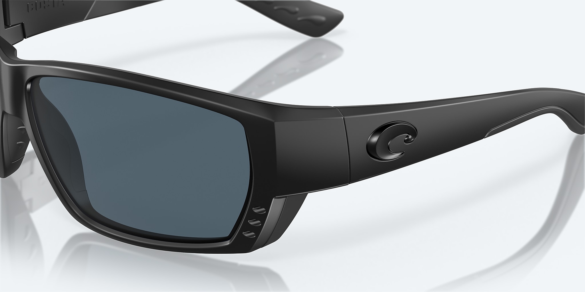 Sunglasses Costa Tuna Alley XL (62-11) with Gray lens and Blackout frame Image 6 of 7 Sunglasses Costa Tuna Alley XL (62-11) with Gray lens and Blackout frame Image 6 of 7