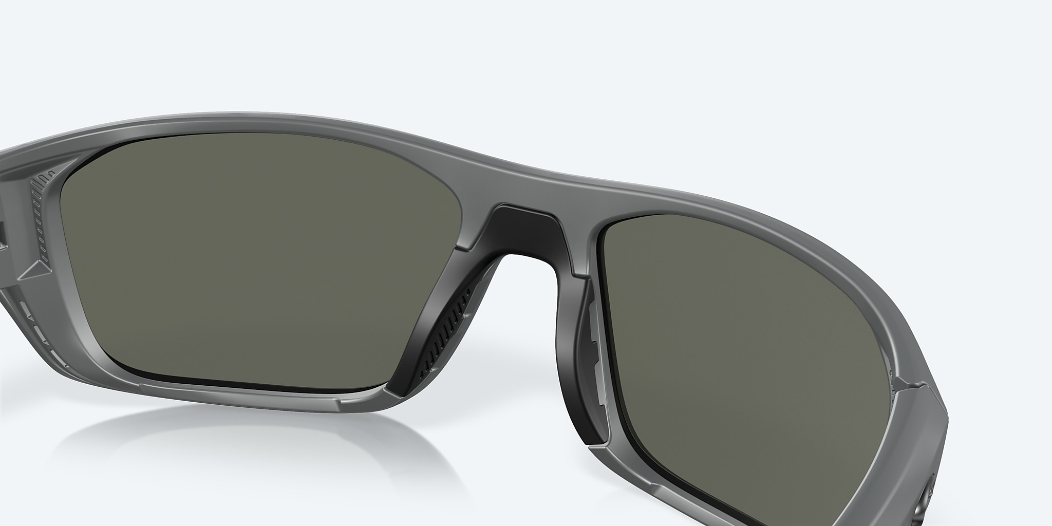 Lentes de Sol Costa Whitetip PRO M (57-18) con Gris lente y Gris Mate montura Imagen 7 de 7 Lentes de Sol Costa Whitetip PRO M (57-18) con Gris lente y Gris Mate montura Imagen 7 de 7