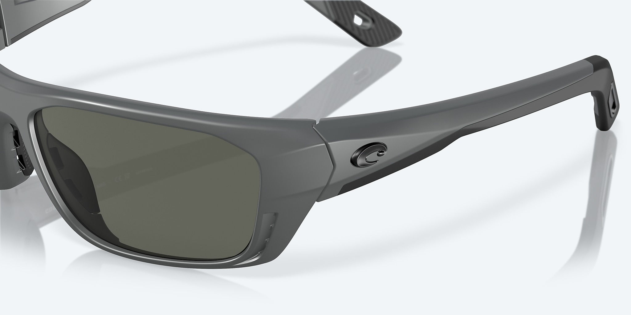 Lentes de Sol Costa Whitetip PRO M (57-18) con Gris lente y Gris Mate montura Imagen 6 de 7 Lentes de Sol Costa Whitetip PRO M (57-18) con Gris lente y Gris Mate montura Imagen 6 de 7
