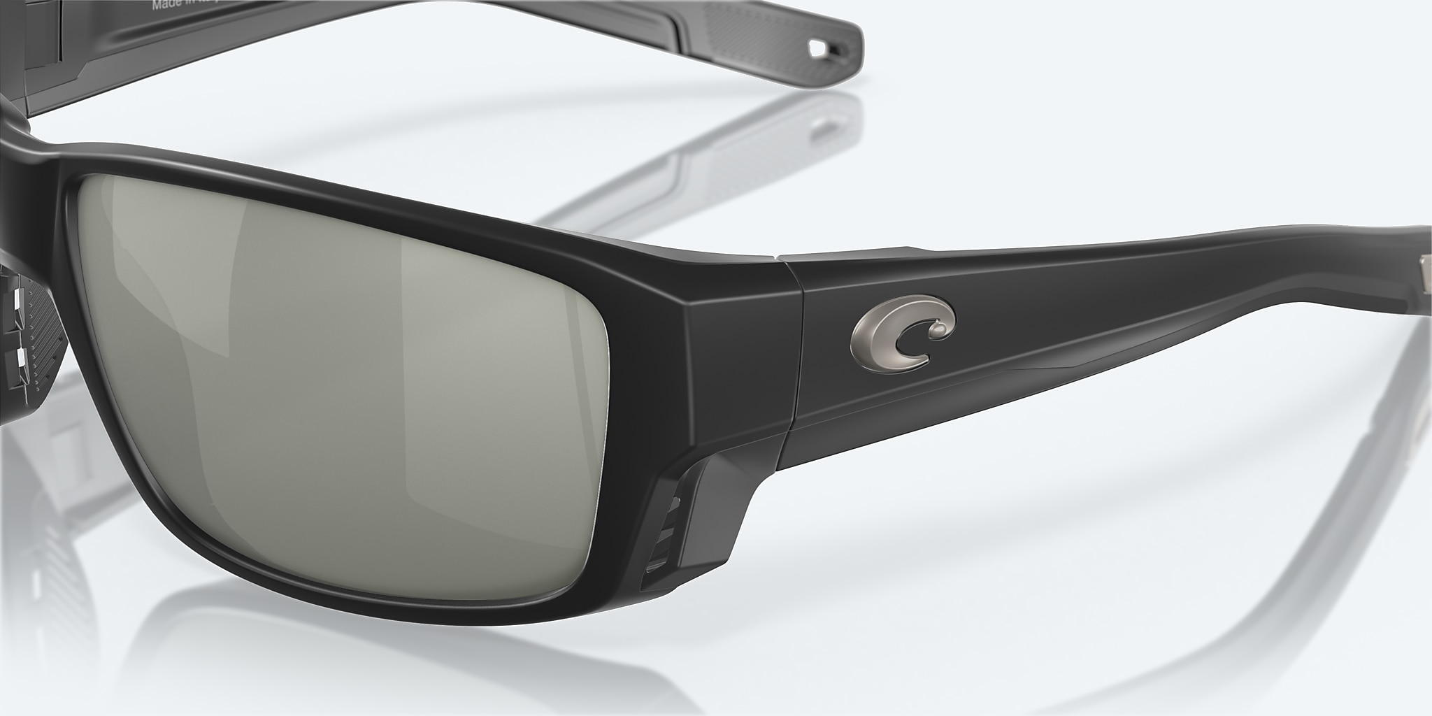 Sunglasses Costa Tuna Alley PRO L (60-16) with Gray Silver Mirror lens and Matte Black frame Image 6 of 7 Sunglasses Costa Tuna Alley PRO L (60-16) with Gray Silver Mirror lens and Matte Black frame Image 6 of 7
