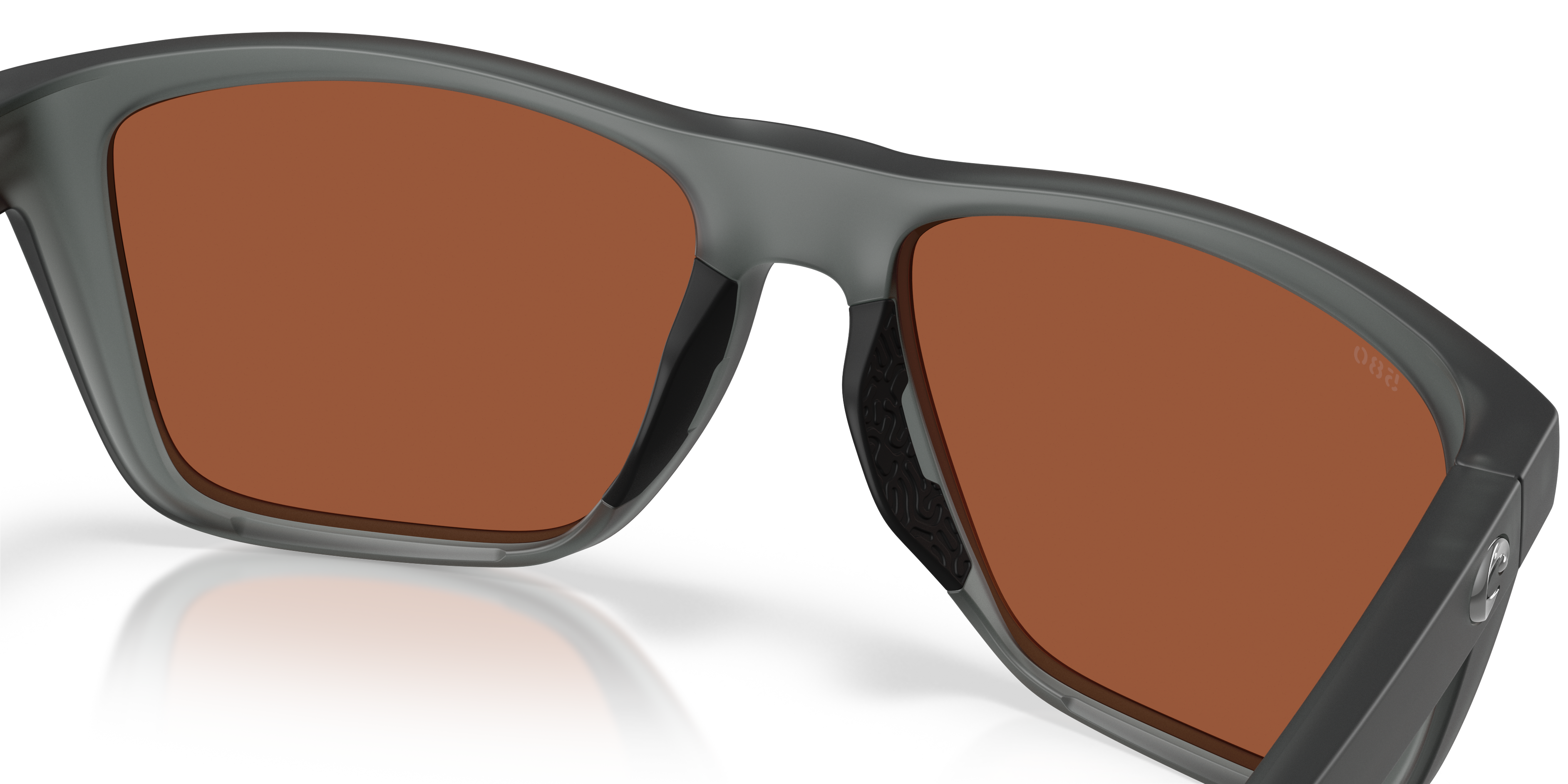 Costa Mainsail XL XXL (59-18) with Green Mirror lenses and Matte Costa Mainsail XL XXL (59-18) with Green Mirror lenses and Matte
