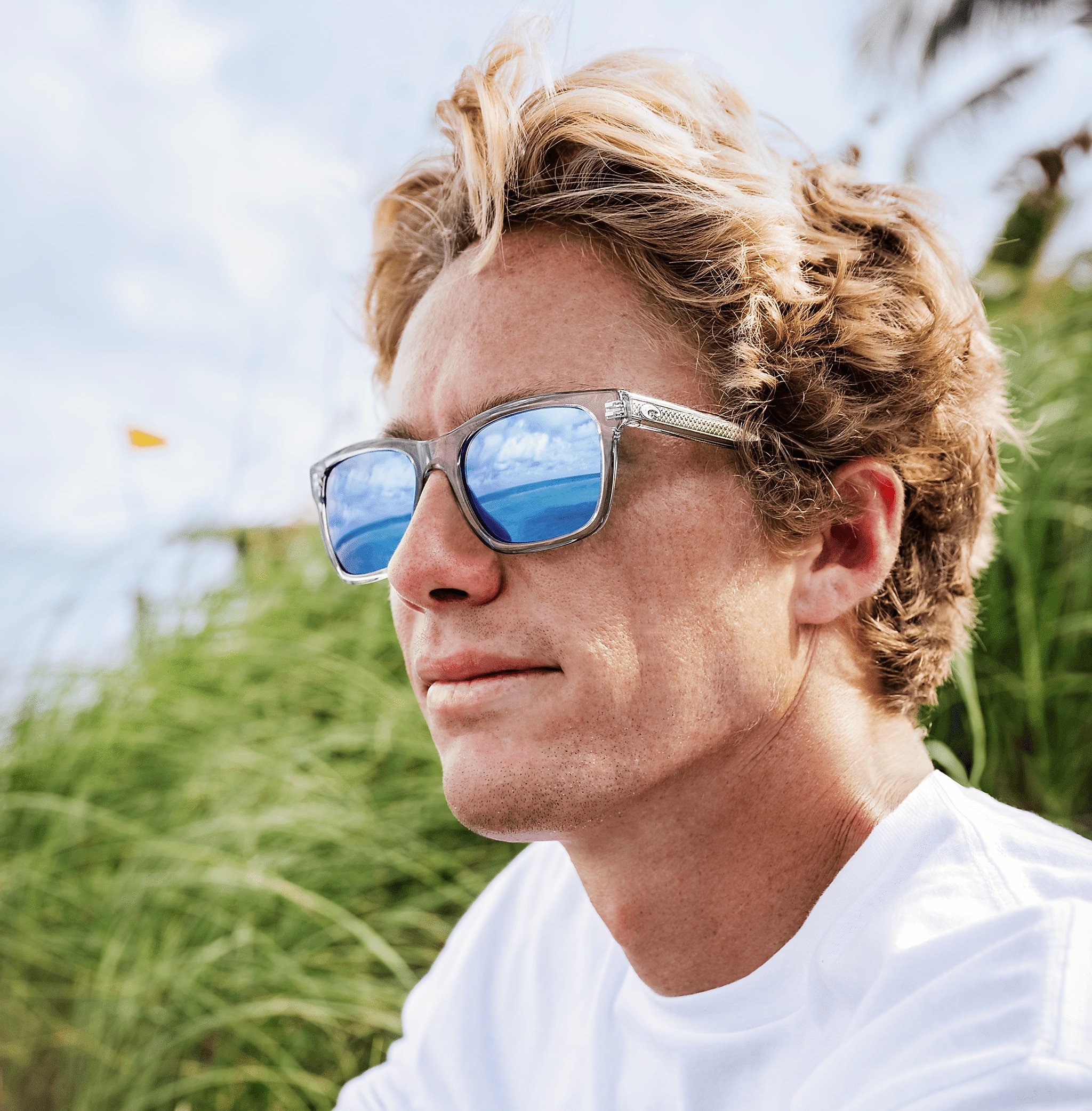 Sunglasses Costa Tybee M (55-19) with Blue Mirror lens and Shiny Light Gray Crystal frame Image 3 of 9 Sunglasses Costa Tybee M (55-19) with Blue Mirror lens and Shiny Light Gray Crystal frame Image 3 of 9