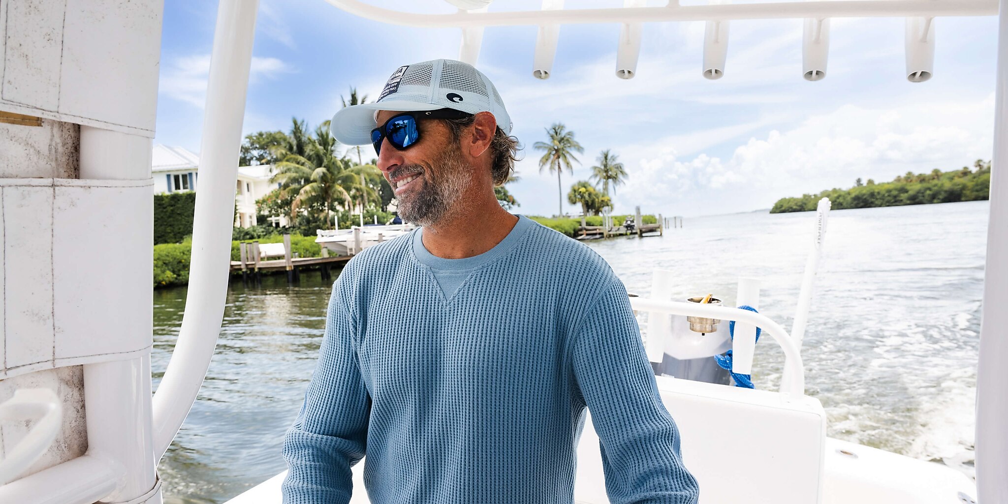 Costa Trades M (60-13) with Green Mirror lenses and Matte Black