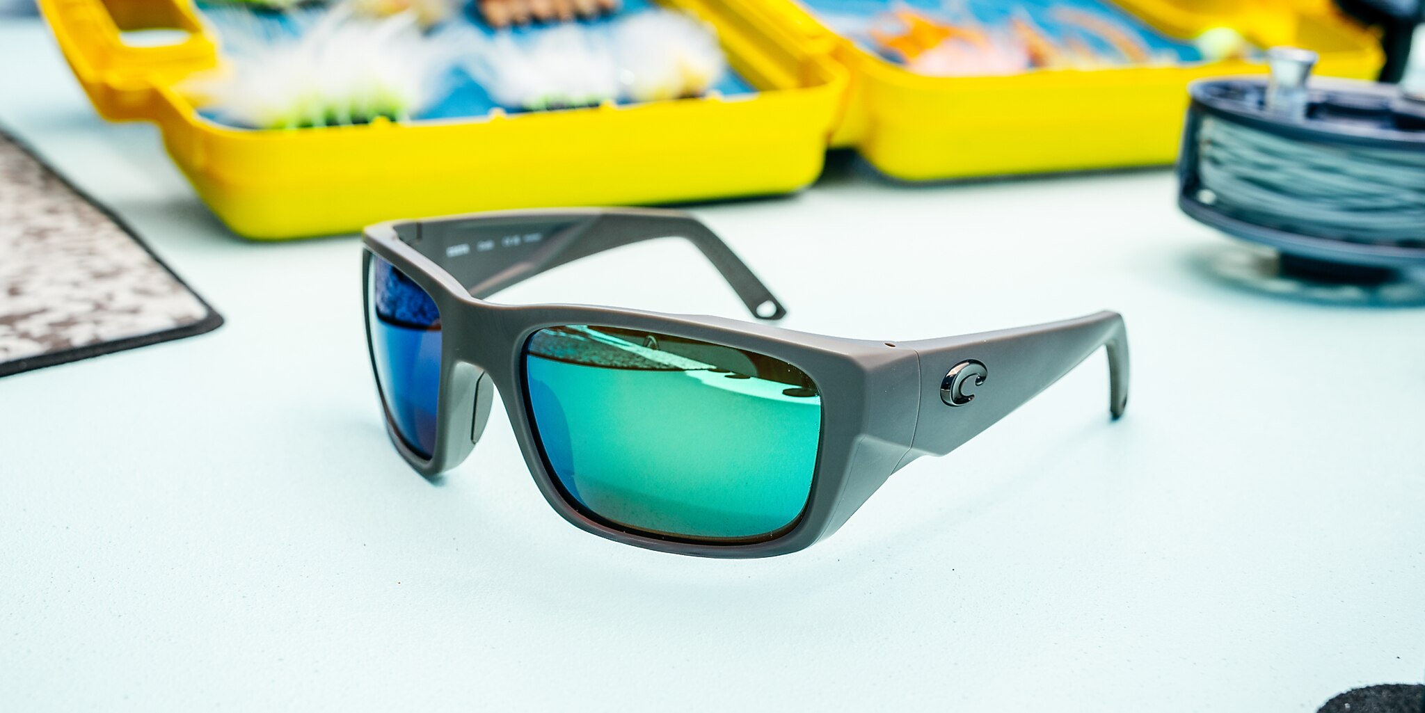 Costa Crudo XXL (64-21) with Green Mirror lenses and Olive Shale
