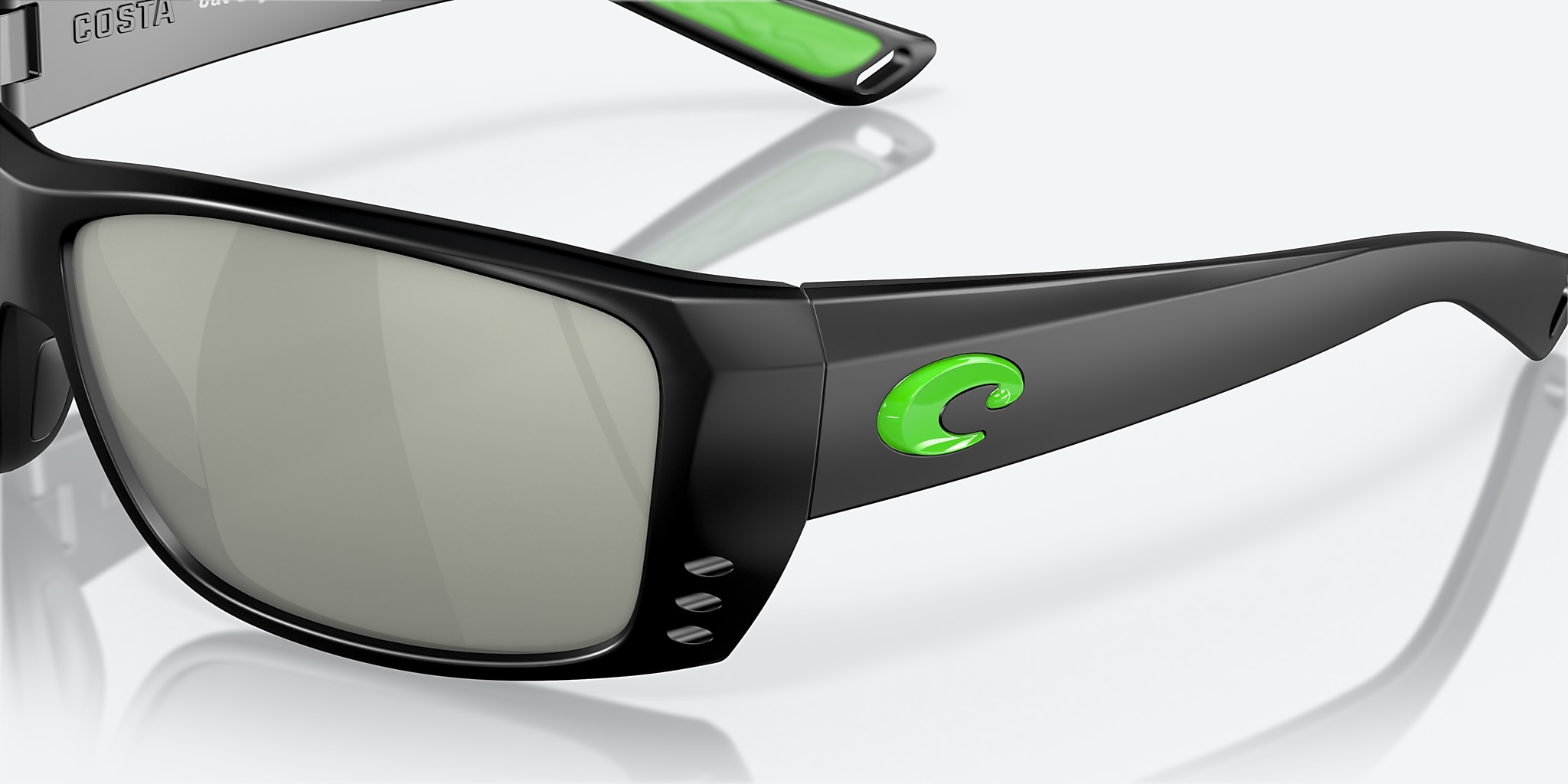 Sunglasses Costa Cat Cay M (61-10) with Gray Silver Mirror lens and Matte Black Green Logo frame Image 6 of 7