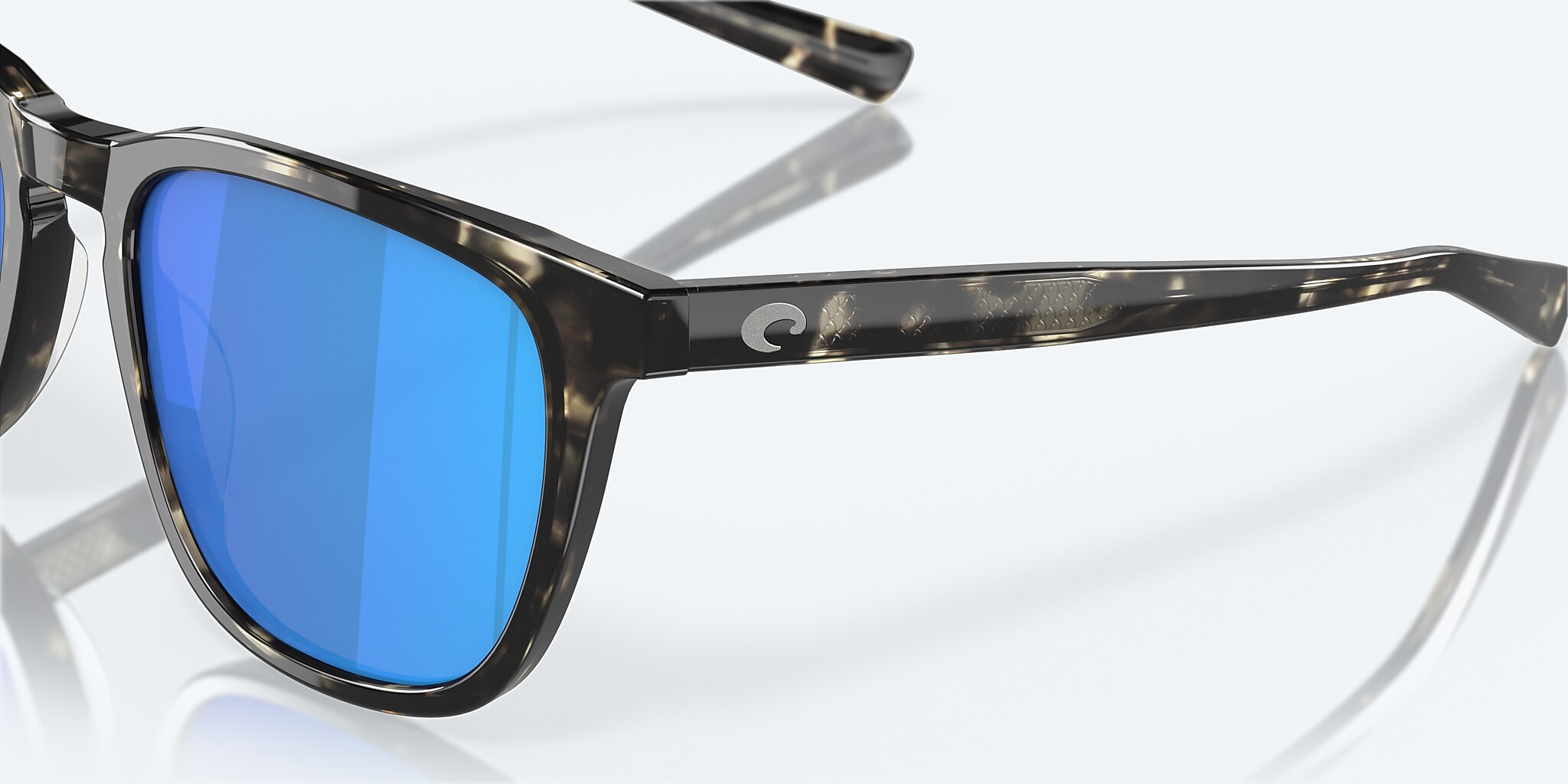 Sunglasses Costa Sullivan M (53-19) with Blue Mirror lens and Shiny Black Kelp frame Image 6 of 8