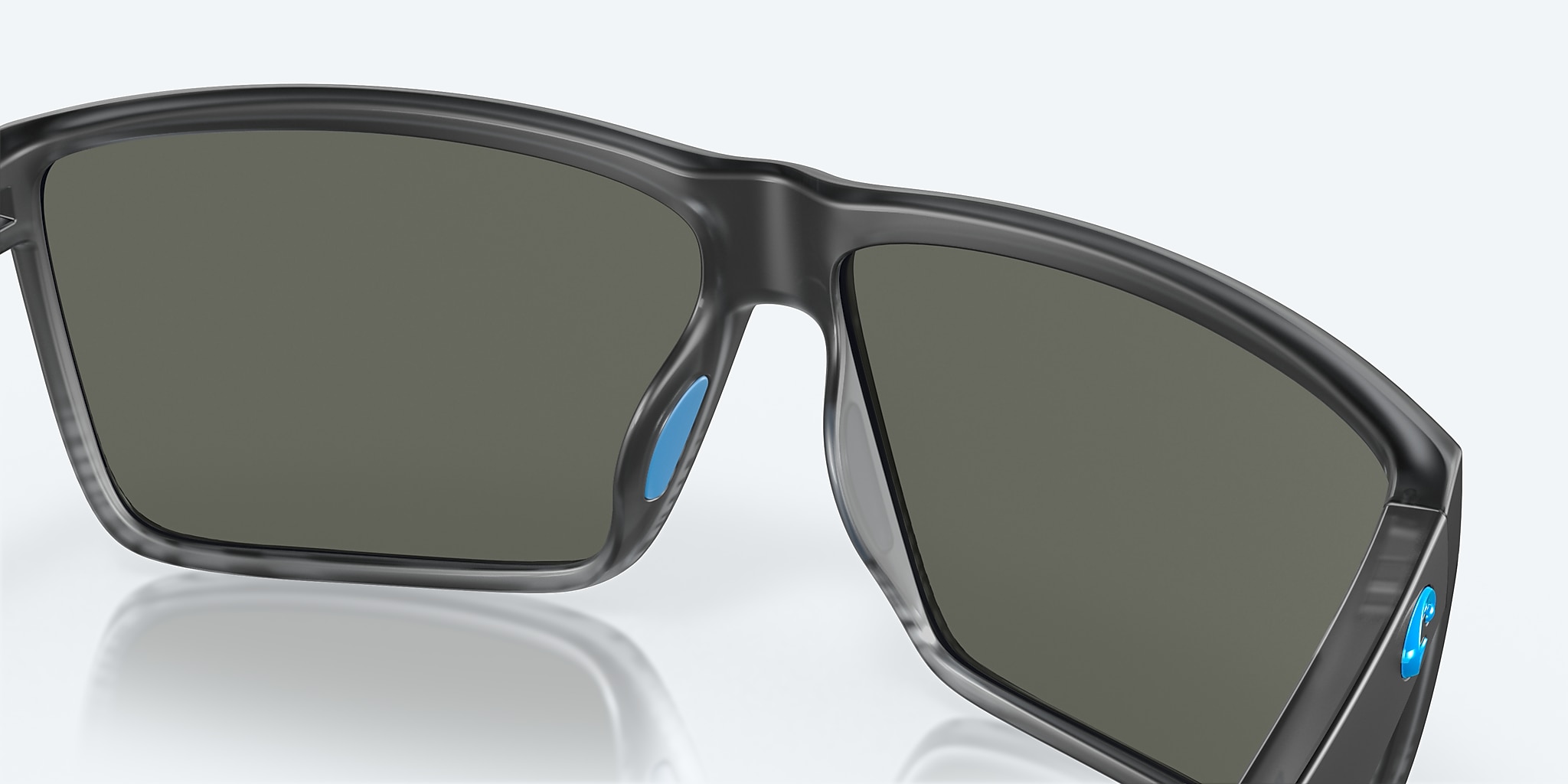 Lunettes de soleil Costa Rincon L (63-11) avec Gris argenté verre et Dégradé cristal fumée mat monture Image 7 de 7