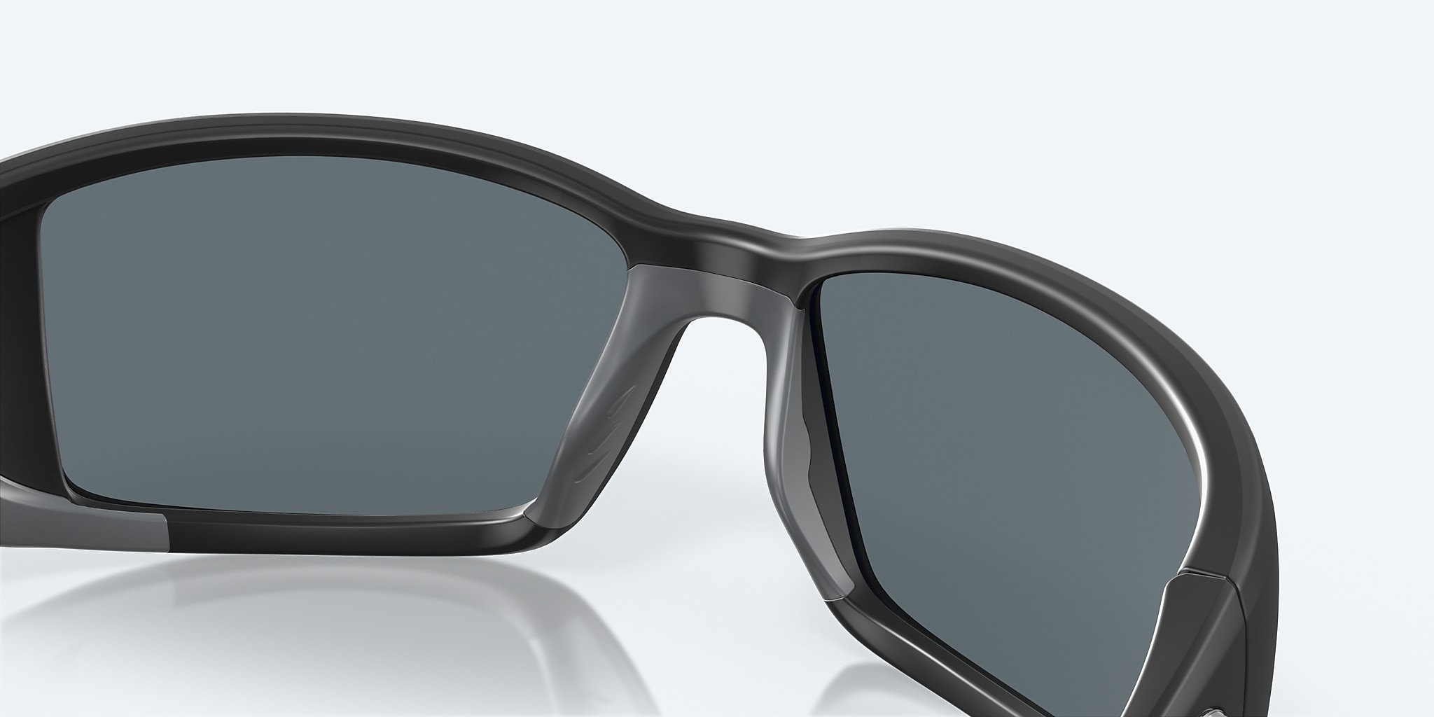 Lunettes de soleil Costa Blackfin L (62-17) avec Effet miroir Bleu verre et Noir mat monture Image 7 de 7